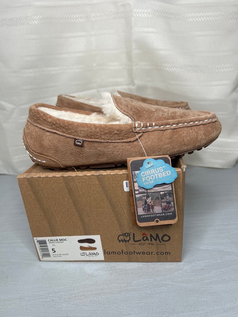 Lamo Callie Moc Slippers Chestnut Faux Fur Womens Size 5